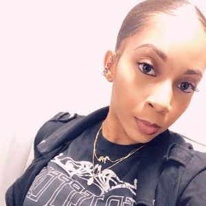 Meet your Posher ❤️